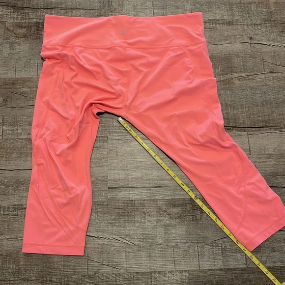 Athleta - Peach/Coral - Crop Plus Size Leggings - Size 1X - Great Used Condition - Picture 6 of 7